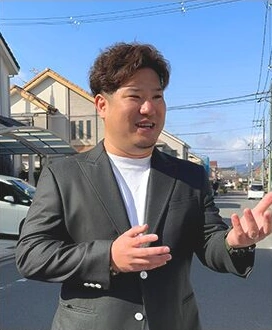 代表取締役 吉岡辰